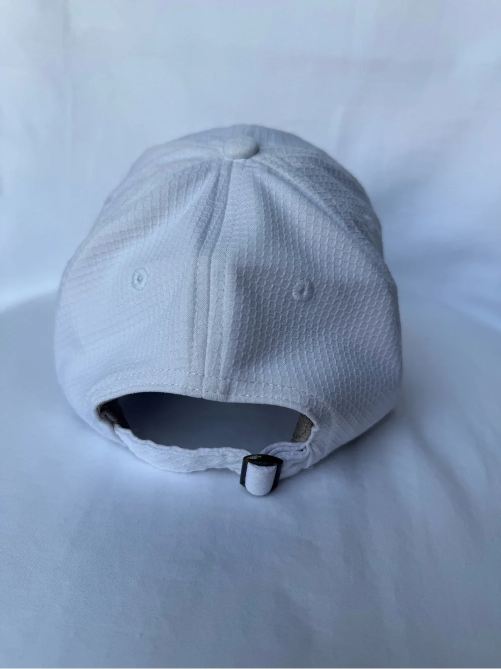 GAIAM White Baseball Cap Interior with Brand Tag